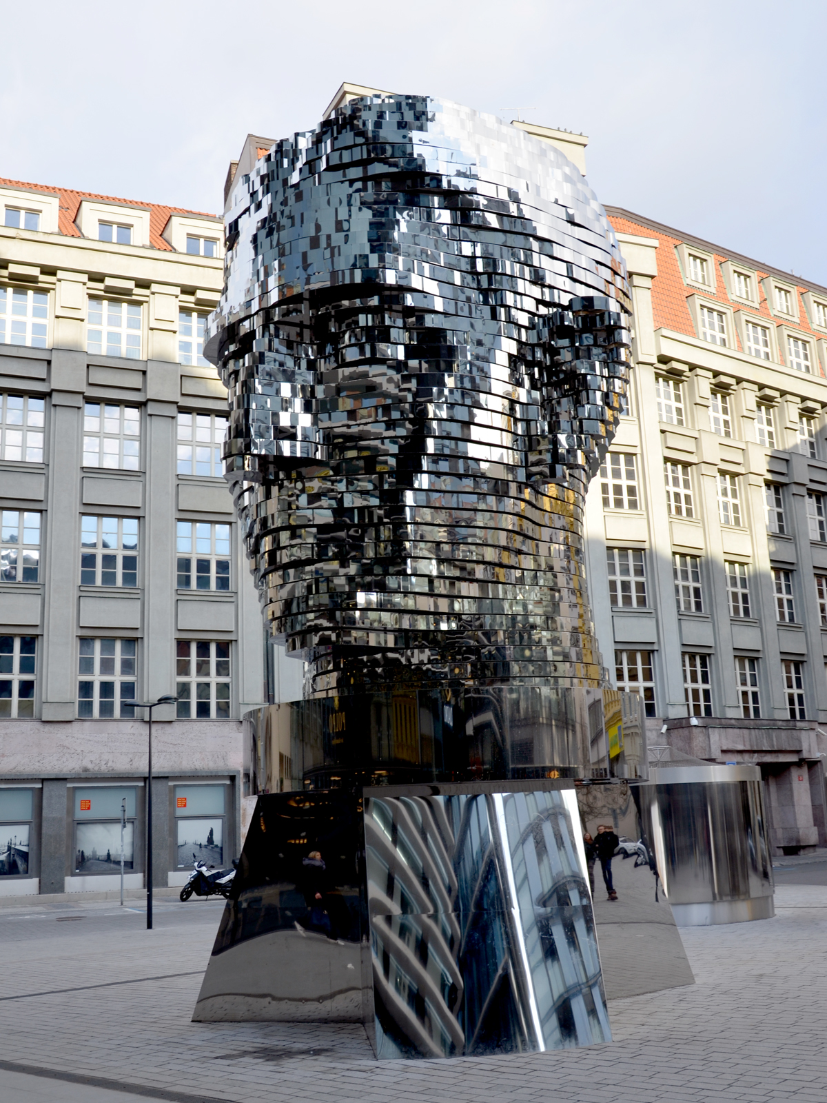 Franz Kafka – The Franz Kafka mechanical head, Prague